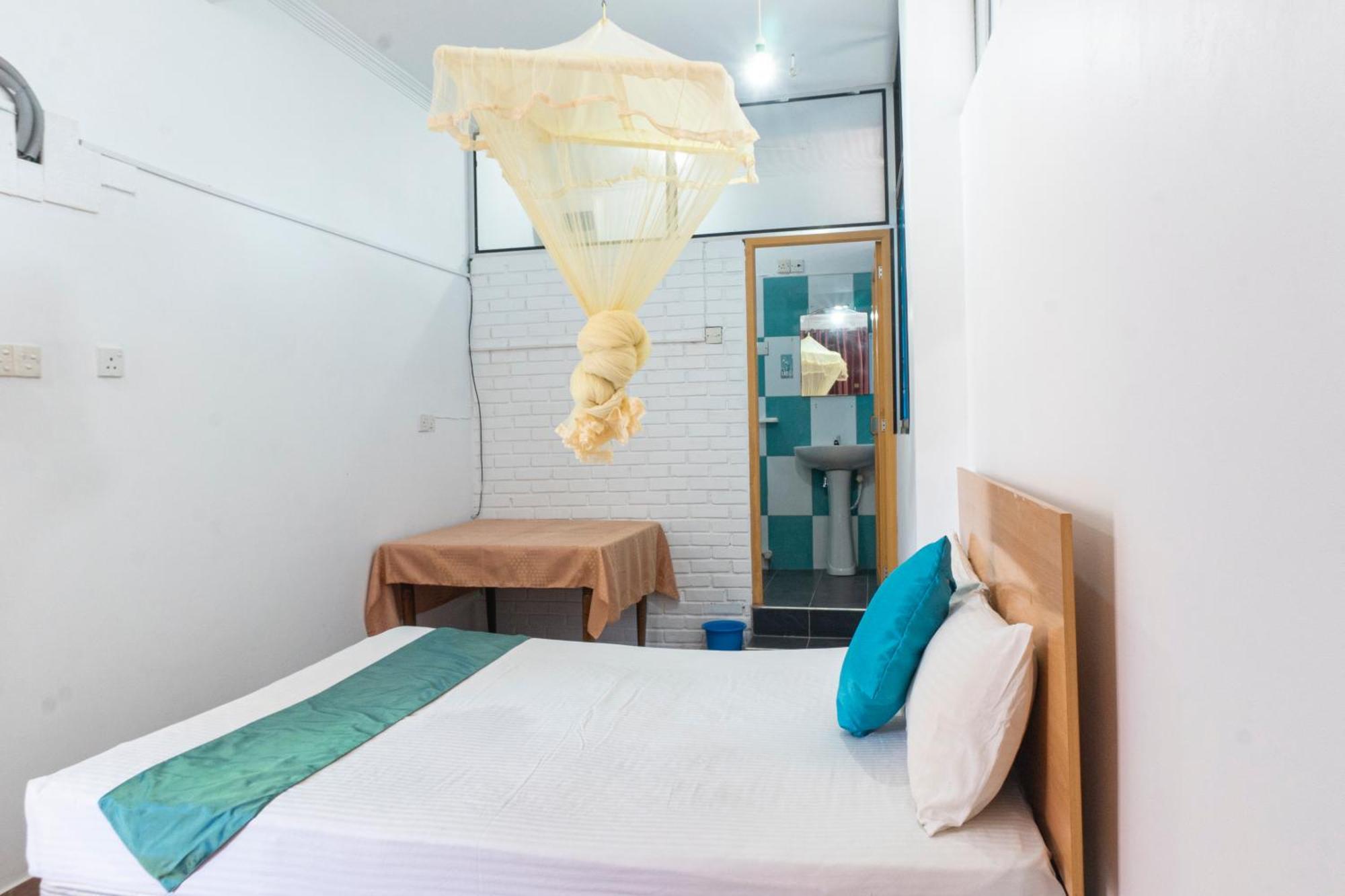 Blumarine Guest House Negombo Ngoại thất bức ảnh